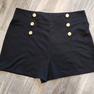 Nicki Minaj Black Shorts